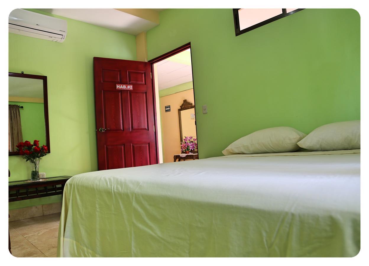 Hostal San Antonio León Екстериор снимка